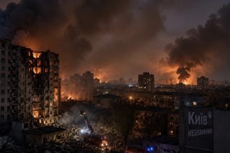 Атака дронів і ракет РФ по Києву: понад 16 локацій пошкоджено, рятувальники ліквідовують наслідки