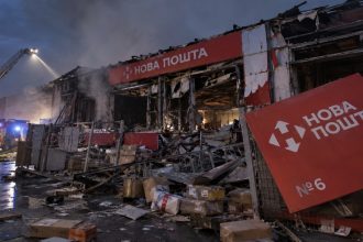 У Києві знищено відділення №6 «Нової пошти» та пошкоджено сортувальне депо — хто не дочекається своїх посилок