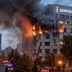 Де горить «Добробут» у Києві: наслідки прильоту та останні новини