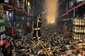 Склади АТБ у Броварському районі повністю згоріли після атаки РФ 28 вересня
