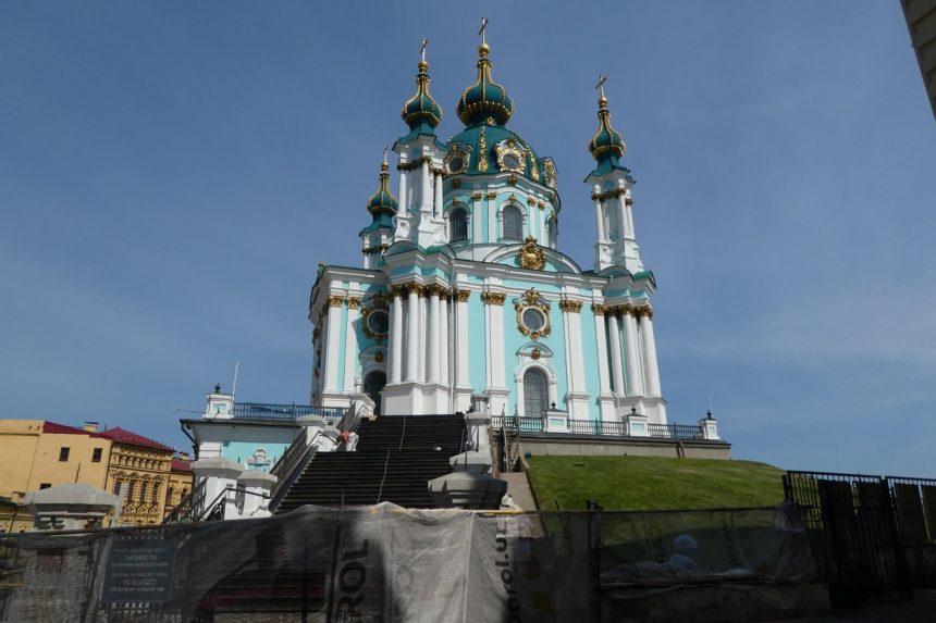 Андріївська церква в Києві — храм, названий на честь апостола Андрія