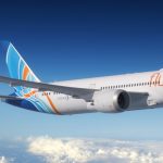 Літак авіакомпанії Flydubai у польоті