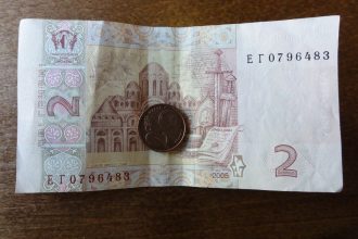 Українські гривні — гроші, на які можуть накласти арешт за новими правилами стягнення боргів