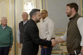 Володимир Зеленський зустрічає делегацію Конгресу США в Києві